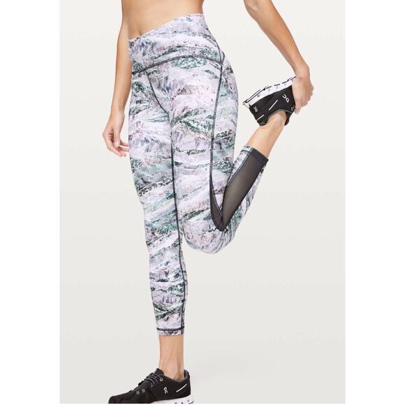 Lululemon 4 purple Train Times 7/8 leggings Springscape Multi - Picture 2 of 6